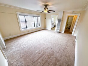 Madison Court in Seattle, WA - Building Photo - Interior Photo