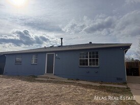 5533 Xanadu St, Unit 2 in Denver, CO - Building Photo