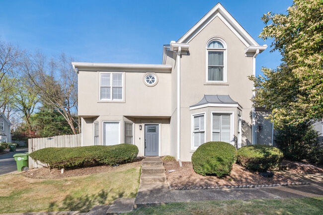 401 Defoors Lndg NW in Atlanta, GA - Building Photo - Building Photo