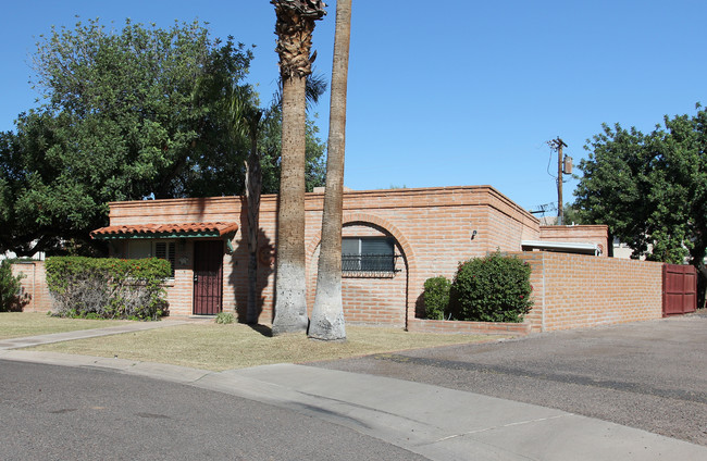 Villa Mariposa in Scottsdale, AZ - Foto de edificio - Building Photo