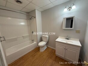 35 Main St in Bangor, ME - Building Photo - Building Photo