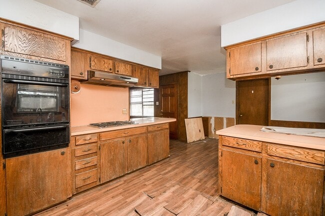 property at 11602 Dover St