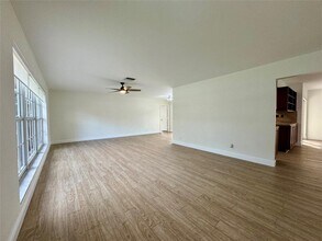 6531 NE 22nd Ave in Fort Lauderdale, FL - Building Photo - Building Photo