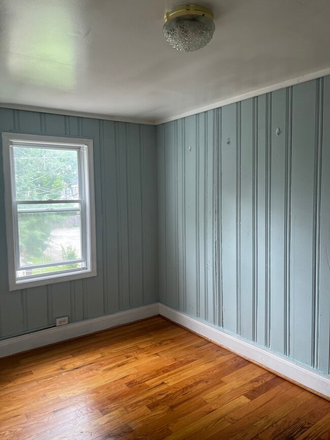 property at 53 E Wood St