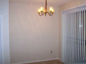 6014 Westcreek Dr-Unit -westcreek#B in Austin, TX - Building Photo - Building Photo