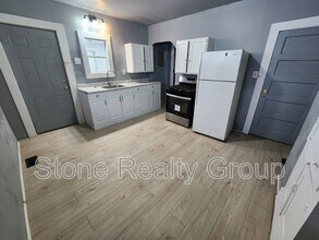 1027 7th Ave in Terre Haute, IN - Building Photo - Building Photo