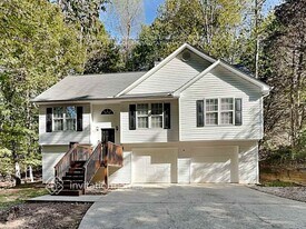 5526 Concord Cir in Gainesville, GA - Building Photo