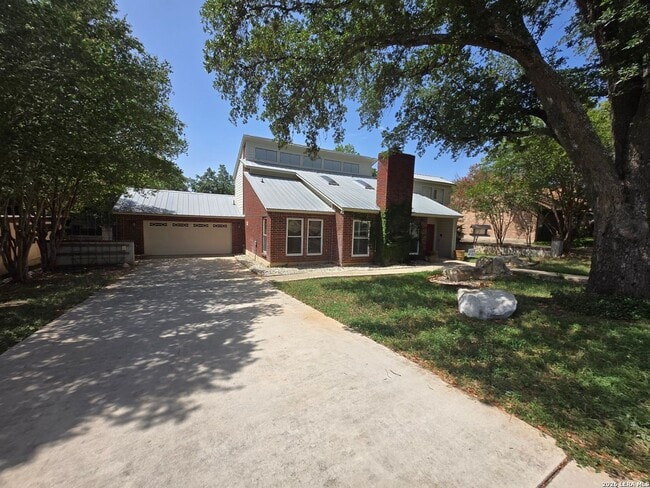 property at 3623 Green Spring