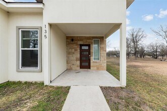 135 Koele Ct in Bastrop, TX - Building Photo - Building Photo