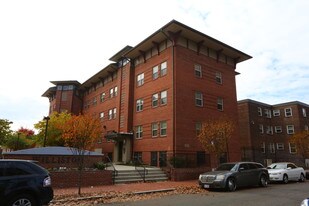 Williston in Washington, DC - Building Photo