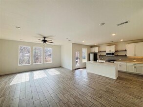 4508 Hogan's Alley Dr in Arlington, TX - Building Photo - Building Photo