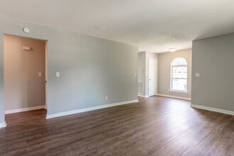 3960 Arbor Pl Ln in Chattanooga, TN - Building Photo - Building Photo