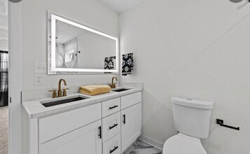 621 44th St in Newport News, VA - Building Photo - Building Photo