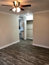 837.5 W Cornelia Ave in Chicago, IL - Building Photo - Building Photo