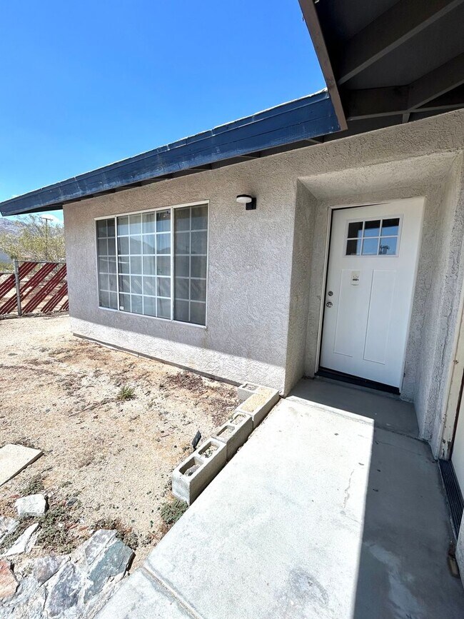 6598 Mojave Ave in Twentynine Palms, CA - Building Photo - Building Photo