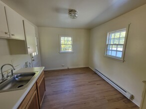 4406 Trinity Ave in Greensboro, NC - Building Photo - Building Photo