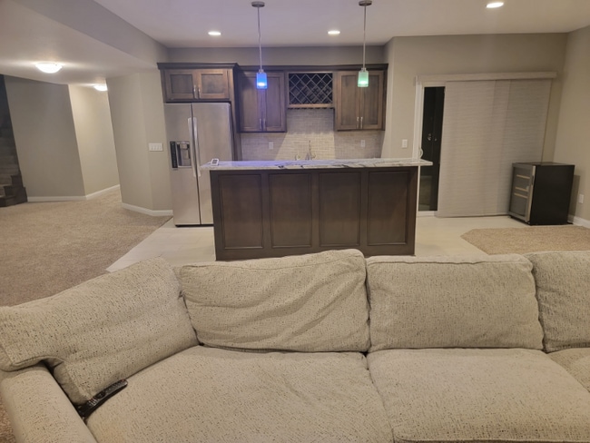 605 NE Dellwood Dr in Waukee, IA - Foto de edificio - Building Photo