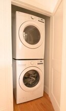 8 Brookside Ave in Boston, MA - Building Photo - Building Photo