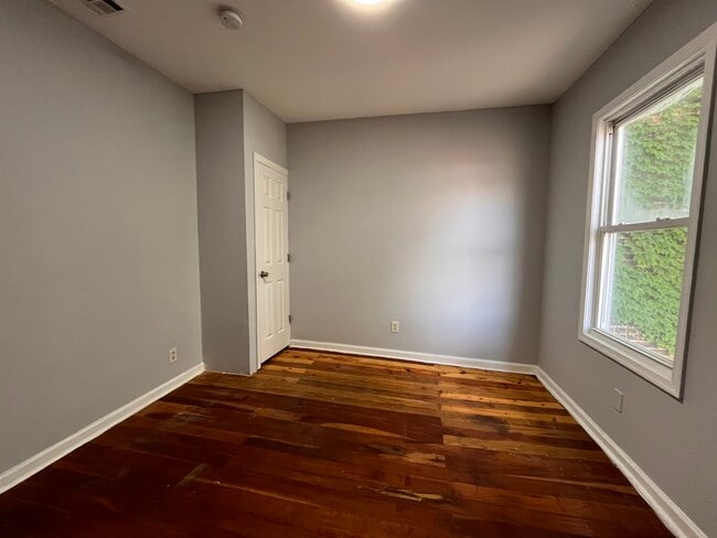 565 Ocean Ave, Unit 2