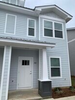 142 N Sand Palm Rd in Freeport, FL - Building Photo