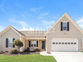 7236 Walking Horse Ct in Wilmington, NC - Building Photo