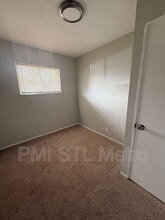 205 Grampian Rd in St. Louis, MO - Building Photo - Building Photo