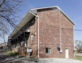 First Creek Apartments in Knoxville, TN - Building Photo - Building Photo