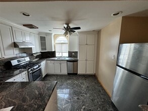 156-49 85th St in Queens, NY - Building Photo - Building Photo