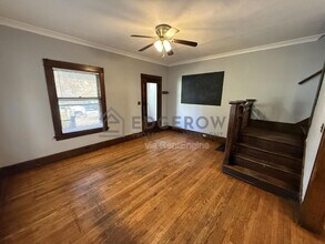 567 Paris Ave SE in Grand Rapids, MI - Building Photo - Building Photo