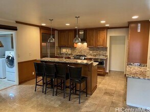 6695 Hawaii Kai Dr in Honolulu, HI - Building Photo - Building Photo