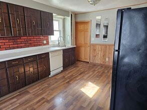 601 Main St W in Detroit Lakes, MN - Building Photo - Building Photo