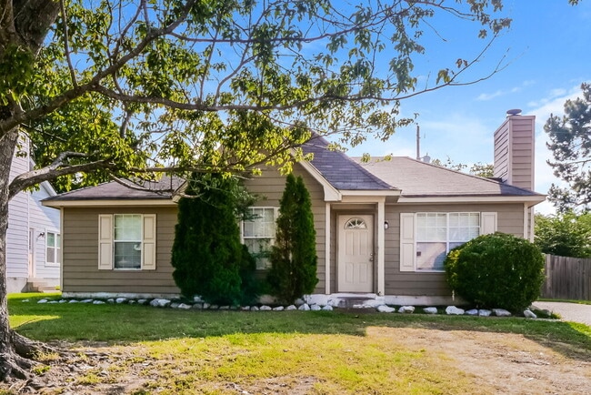 property at 5290 Oak Court Cove N