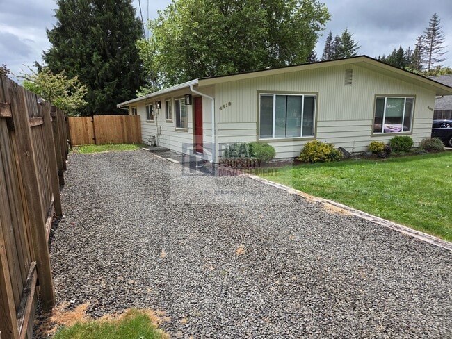 property at 4419 21st Ct SE