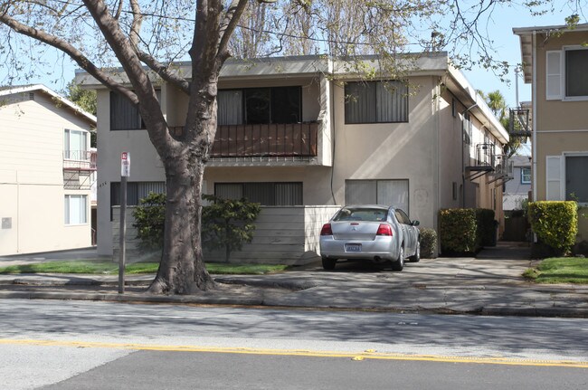 1436 El Camino Real in Burlingame, CA - Foto de edificio - Building Photo