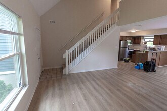 1915 Mirtle Grove Ct in Columbia, MO - Building Photo - Building Photo