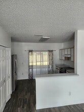 6559 Osprey Lake Cir in Riverview, FL - Building Photo - Building Photo