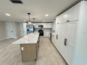 4820 Shell Stream Blvd in New Port Richey, FL - Building Photo - Building Photo