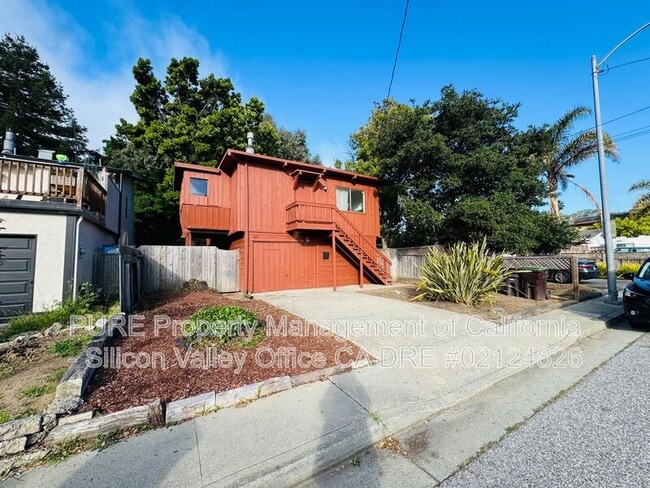 325 Alamo Ave