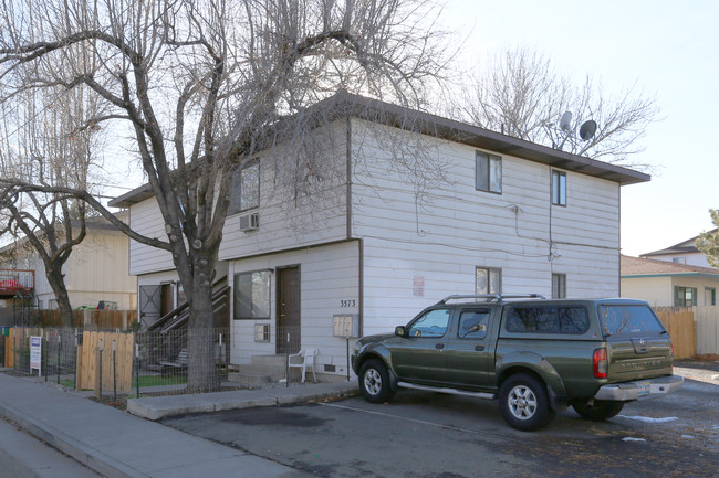 3573 Carlos Ln in Reno, NV - Building Photo - Building Photo