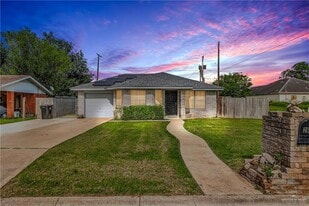 2610 N Missouri Ave in Weslaco, TX - Building Photo
