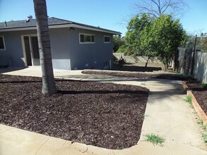 934 E 7th Ave in Escondido, CA - Building Photo - Building Photo