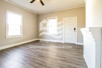 693 Arlington Rd in Greer, SC - Foto de edificio - Building Photo