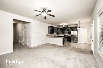 448 Louise Way in Locust Grove, GA - Building Photo - Building Photo