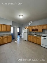 41 W 54th St in Bayonne, NJ - Building Photo - Building Photo