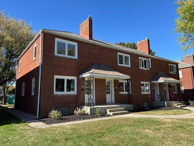 property at 1471 Ashland Ave