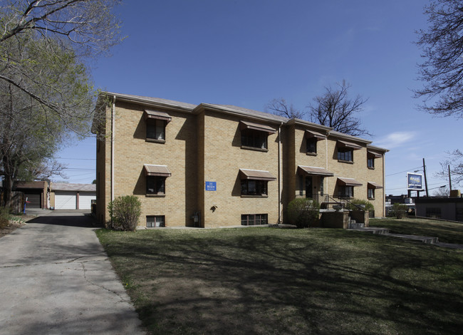 1530 Kearney St in Denver, CO - Building Photo - Building Photo