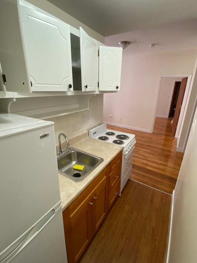 66 Brighton Ave, Unit 202