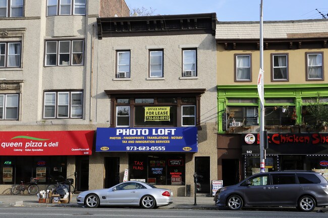 938-B-940 Broad St