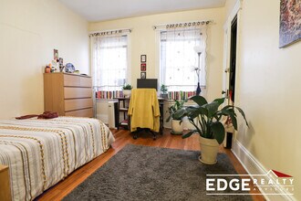 16 Fuller St in Brookline, MA - Foto de edificio - Building Photo