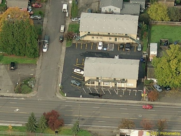 Main Street Apartments in Springfield, OR - Foto de edificio